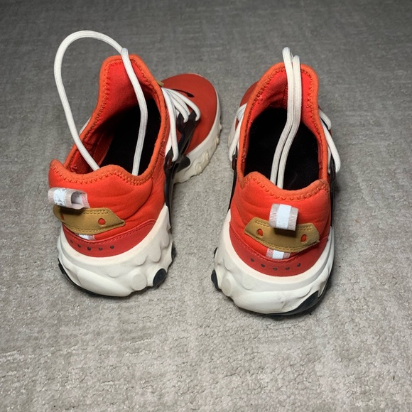 Nike React Presto Tomato Tornado Size 8.5 Men Running Shoes AV2605-600 - Picture 2 of 7